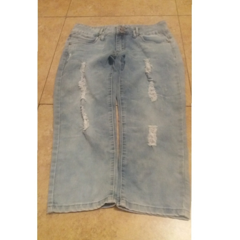 Light Blue Capris